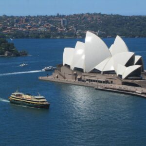 Explore the Famous Sydney Opera House / Brain of Interest